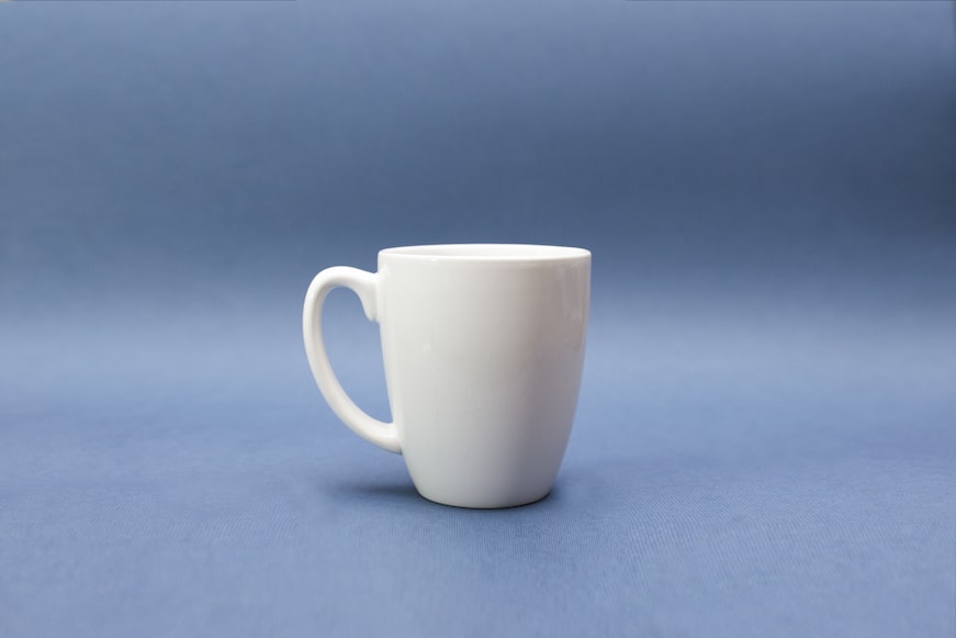 Mug coffee menjadi salah satu produk Lokasoka yang menarik untuk dibagikan pada karyawan