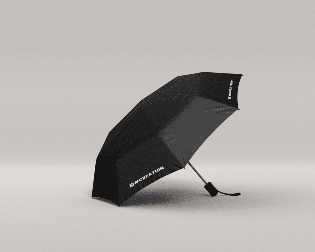 Pesan payung lipat custom dengan desain yang disesuaikan dengan preferensi perusahaan