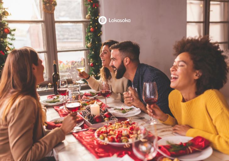 Warnai makan bersama Anda ketika Natal dengan perlengkapan dari Lokasoka