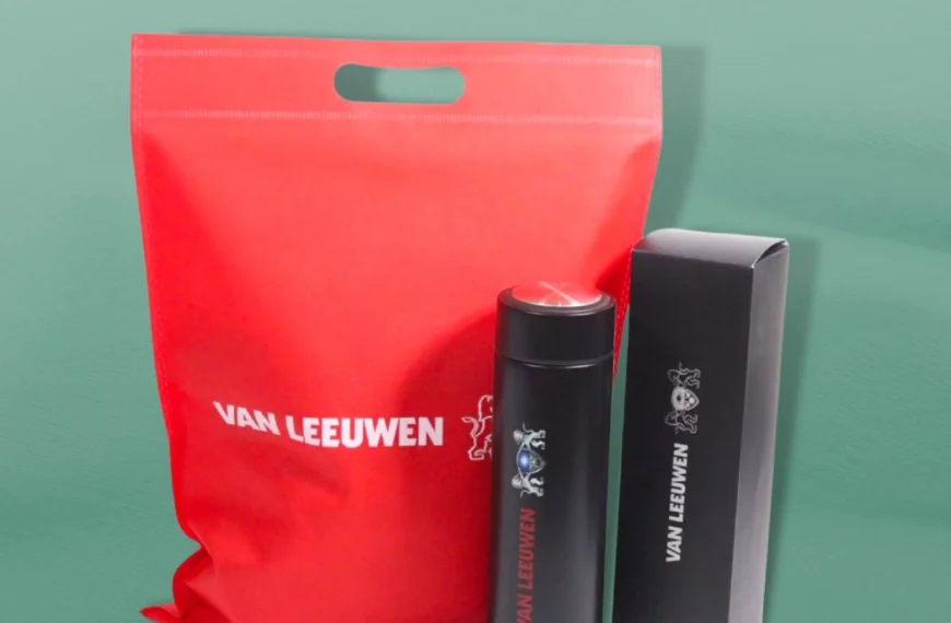 8 Waktu yang Tepat Untuk Membagikan Merchandise