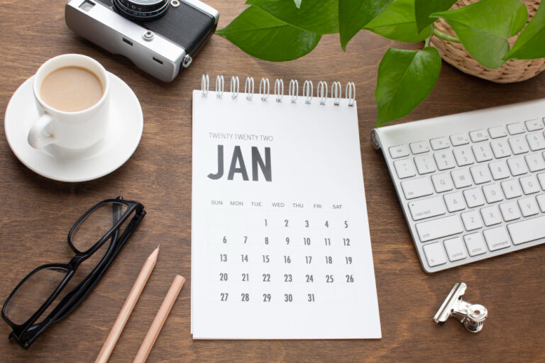 Kalender dinding custom