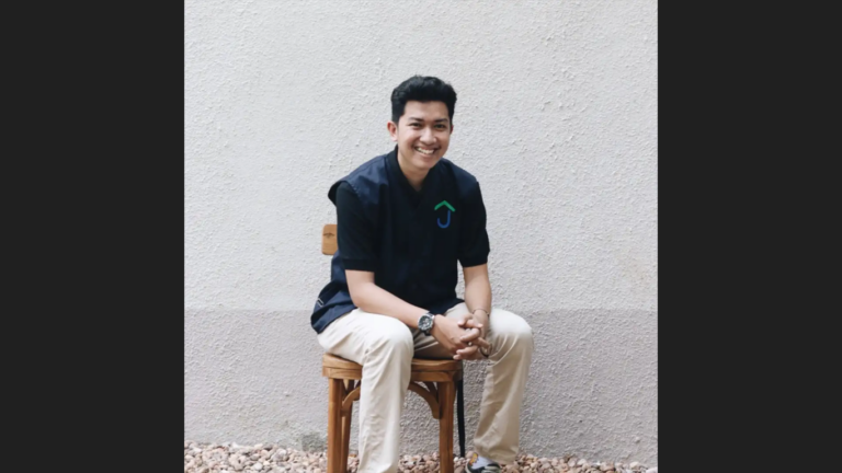 Merk baju kantor lokal