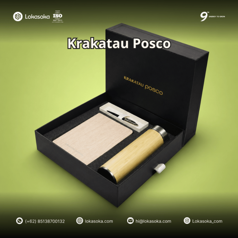 Paket custom onboarding kit karyawan dari Lokasoka yang berisi merchandise fungsional seperti tumbler, notebook, dan lanyard untuk meningkatkan engagement karyawan baru di perusahaan.
