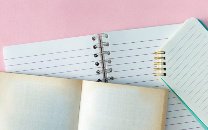 6 Ide Custom Notebook Eksklusif sebagai Hadiah Natal