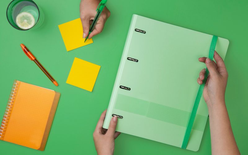 Agenda Custom untuk Natal, Pilihan Tepat untuk Souvenir Akhir Tahun Perusahaan