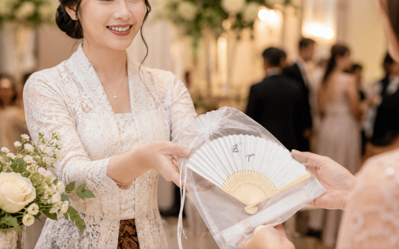 Custom Souvenir Wedding dengan Sentuhan Budaya Lokal di Lokasoka