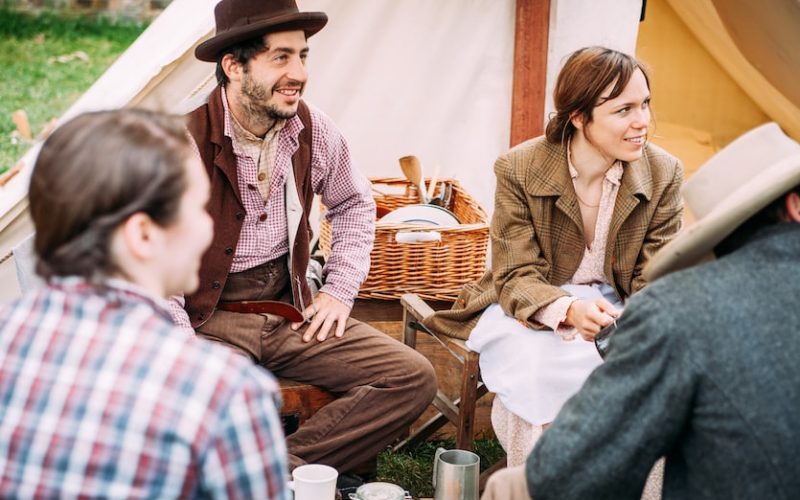 Ini Dia 8 Perlengkapan Outing Kantor yang Wajib Ada untuk Kegiatan Promosi 