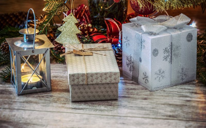Hampers di bulan Desember dapat disiapkan oleh Lokasoka dengan harga yang bersaing