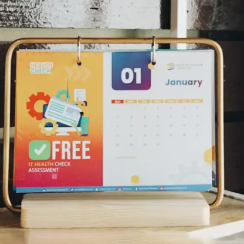 10 Ide Kalender Meja Custom