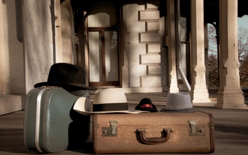 Mengenal 10 Jenis Travel Bag Favorit Wanita dan Pria, Bisa Custom Tas Travel di Lokasoka