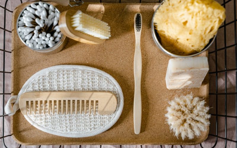 Simak 10 Toiletries Kit! Barang Wajib Traveller Saat Perjalanan