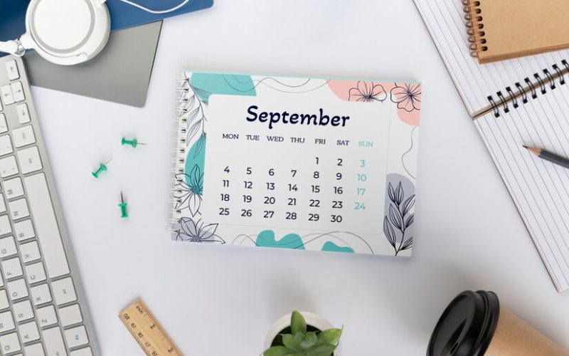 Desain Kalender Meja Unik dan Kreatif