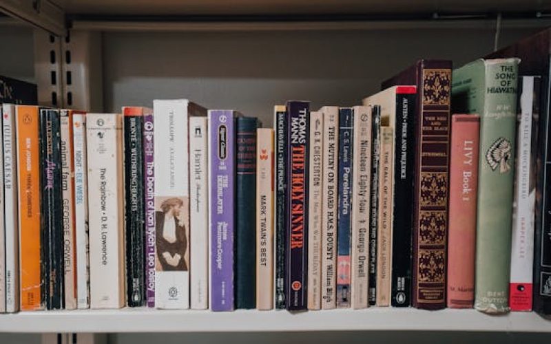 Rekomendasi Buku Inspiratif untuk Corporate Gift yang Bermakna